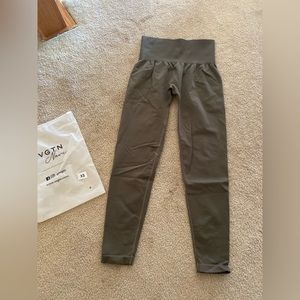 NVGTN seamless leggings